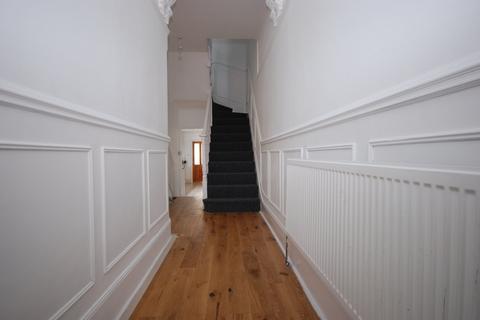 4 bedroom terraced house to rent, Cranston Road, Forest Hill SE23