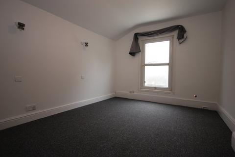 4 bedroom terraced house to rent, Cranston Road, Forest Hill SE23