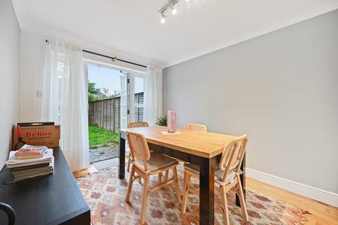 undefined, Barnet, EN5