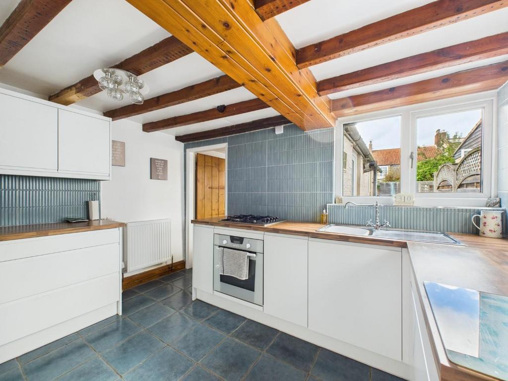 CAM04169 G0-PR0147-STILL016.jpg