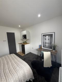 1 bedroom in a house share to rent, Charter Avenue, Coventry