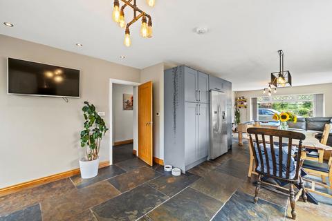 undefined, Swansea SA4