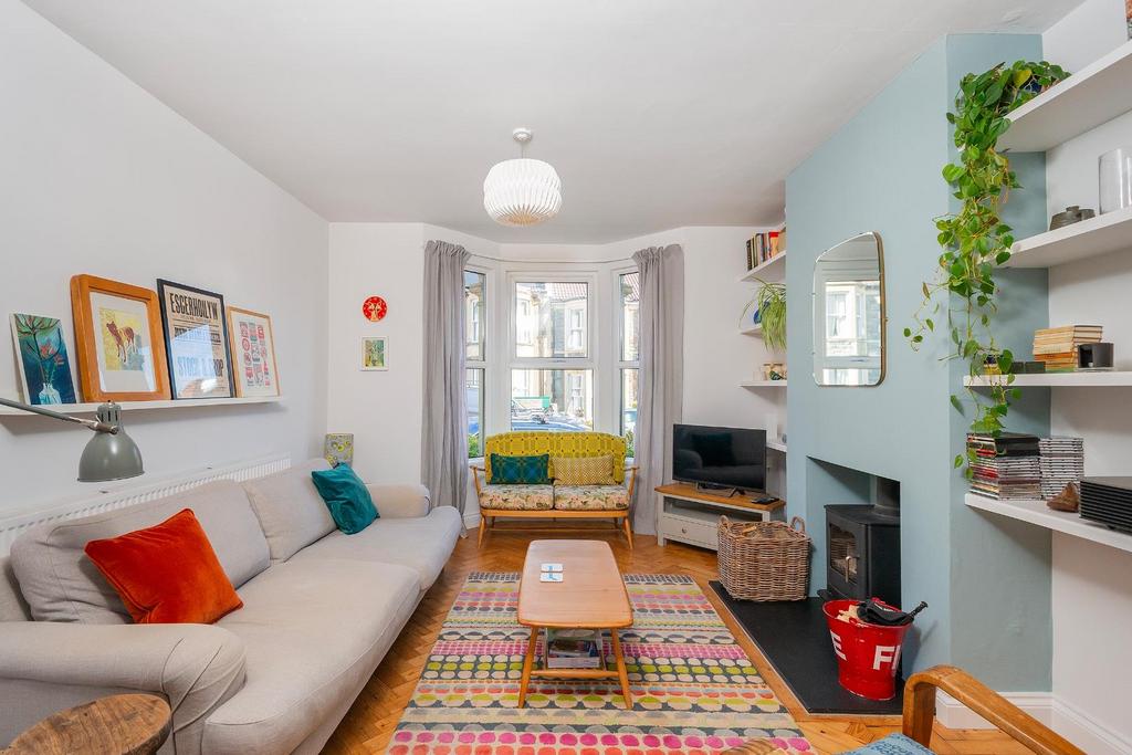 1 A7 RVP - Living Room D.jpg
