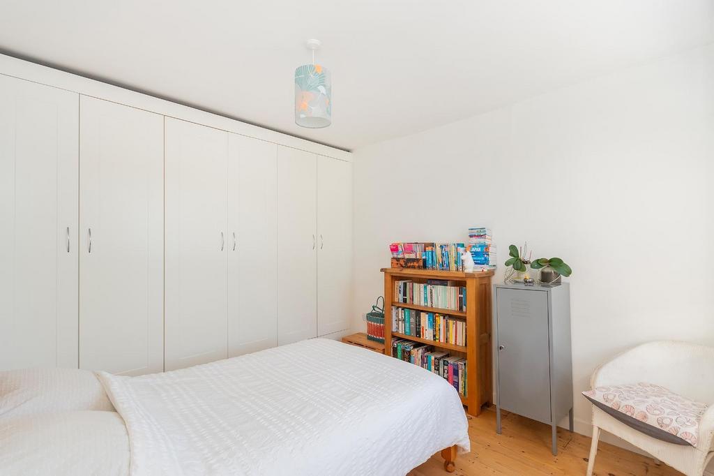 1 A7 RVP - Bedroom H.jpg