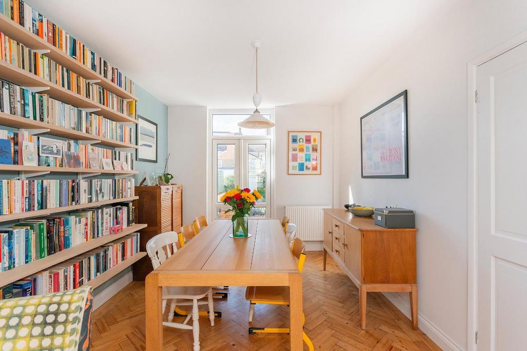 1 A7 RVP - Dining Room B.jpg