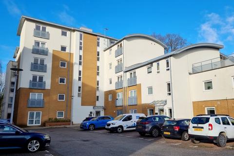 1 bed flat/apartment for rent in Trafalgar Gardens, Crawley, West Sussex. RH10 7SR