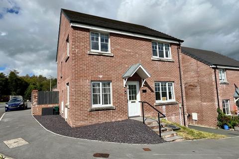 Clos Benallt Fawr, Swansea SA4