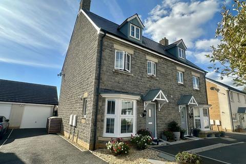 undefined, Rhes Brickyard Row, Llanelli SA15