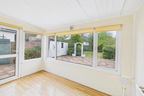 3 bedroom semi-detached bungalow for sale, Herlwyn Avenue, Ruislip HA4