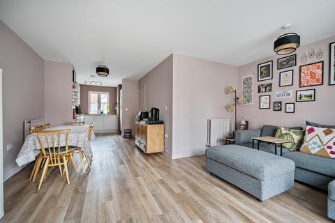 2 Mearing Grove, Shinfield, Reading, RG2 9RF