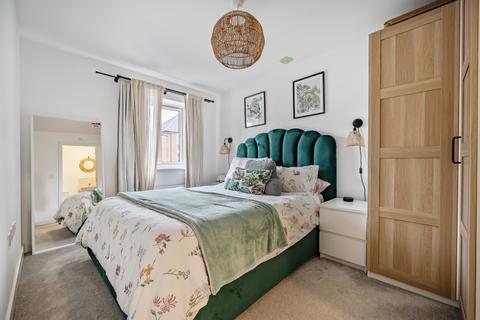 2 Mearing Grove, Shinfield, Reading, RG2 9RF