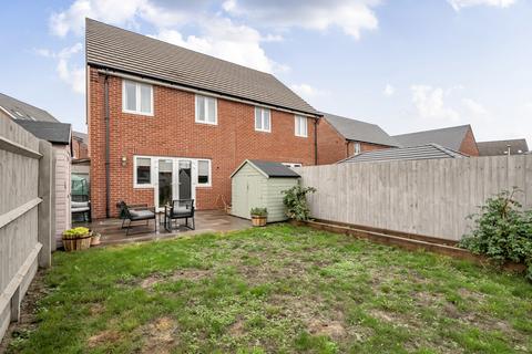 2 Mearing Grove, Shinfield, Reading, RG2 9RF