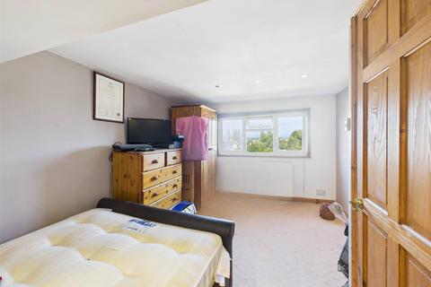 3 bedroom terraced house for sale, Exmouth Road, Ruislip HA4