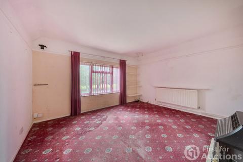 17 Barnfield, Iver, SL0 0AL