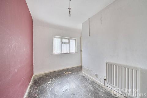 17 Barnfield, Iver, SL0 0AL