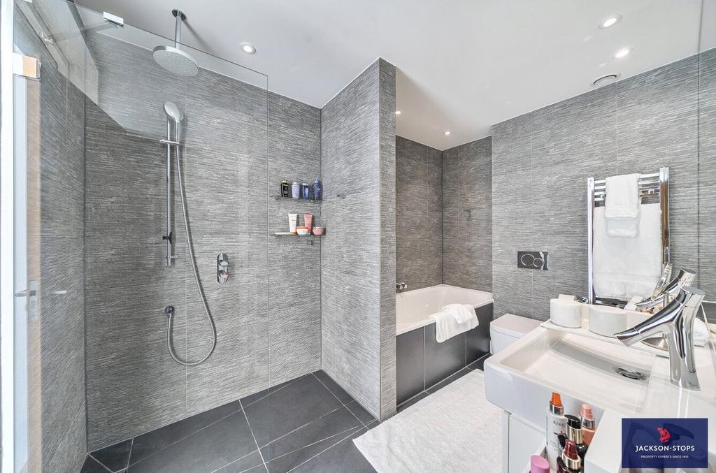 Ensuite