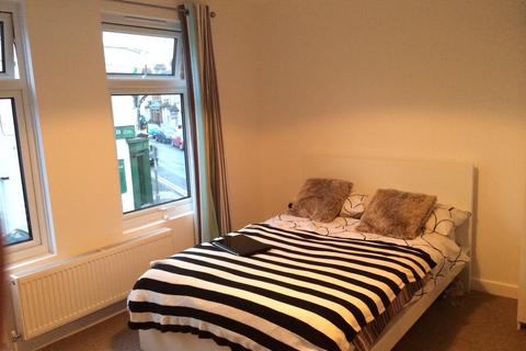 undefined, Burnt Oak Terrace, Gillingham ME7