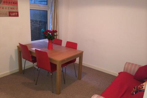 undefined, Burnt Oak Terrace, Gillingham ME7