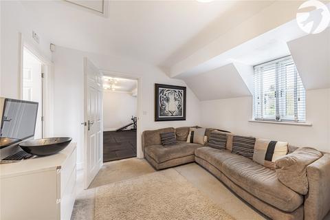 undefined, Covesfield, Gravesend, Kent, DA11