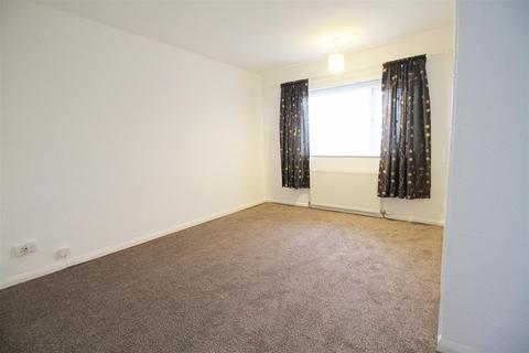 2 Blyton Way, Denton, Manchester, M34 7NB