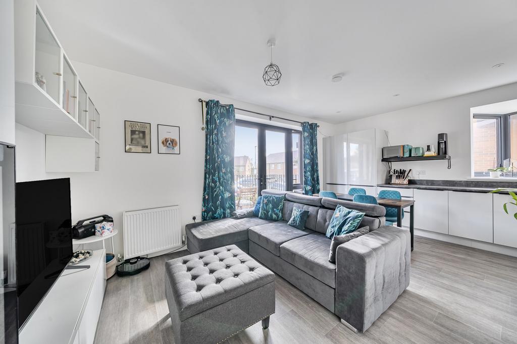 1353188-5-68d1534...