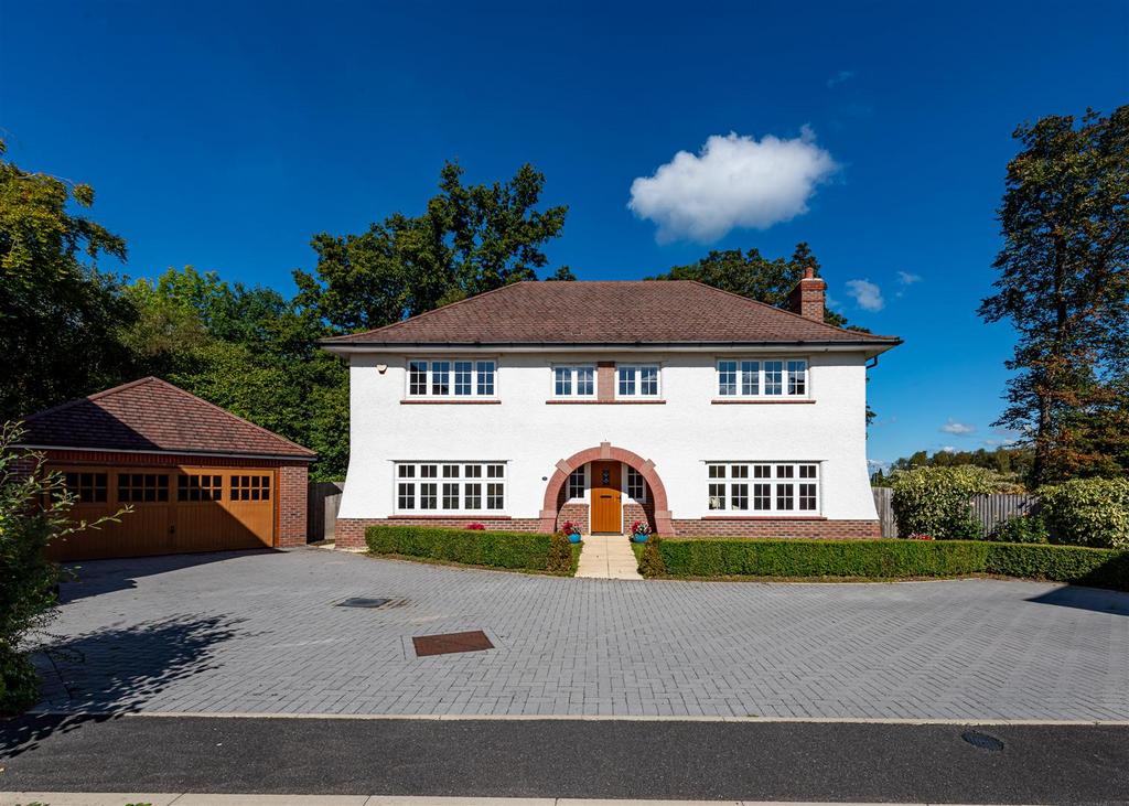 20 Pickwick Gardens-SEPT25-7.jpg