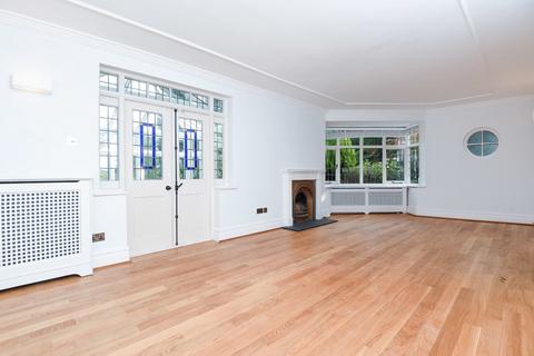 undefined, Lime Grove, London, N20