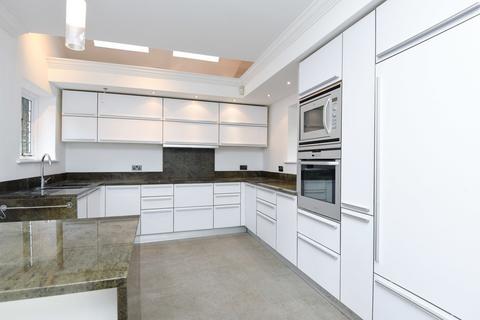 undefined, Lime Grove, London, N20
