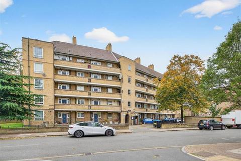 3 bedroom flat to rent, Weston Street, London SE1