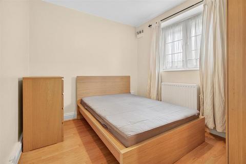 3 bedroom flat to rent, Weston Street, London SE1