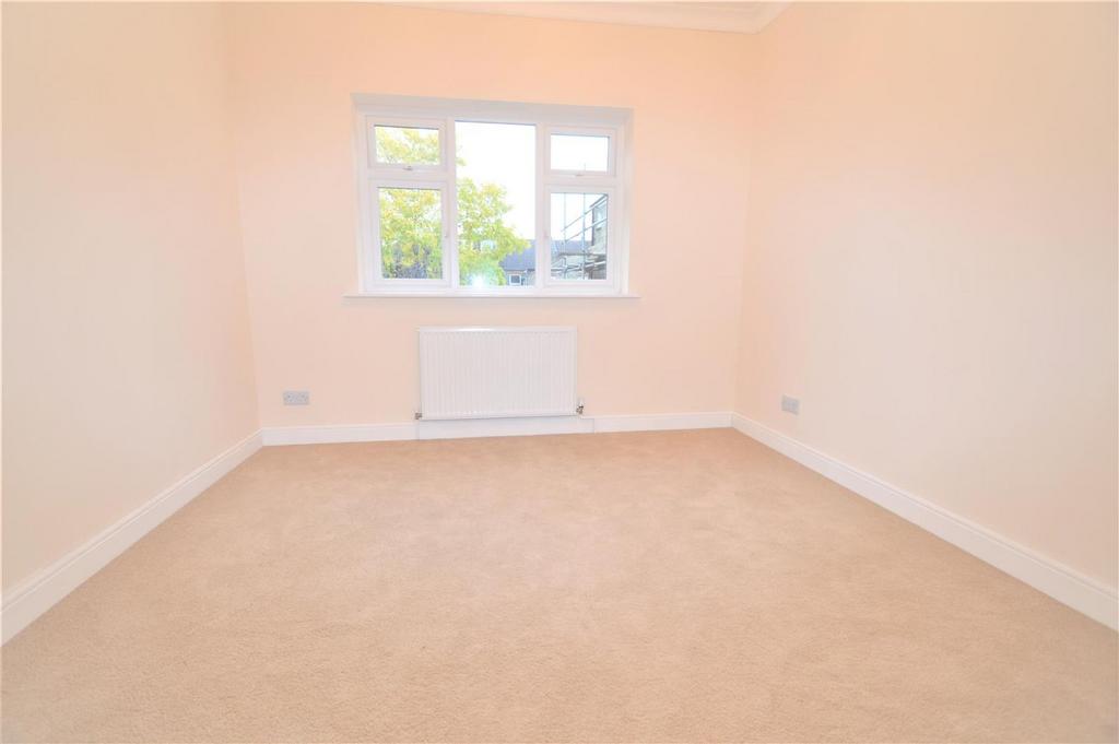 Harlesden Rd RM3