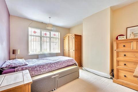 3 bedroom semi-detached house for sale, Imperial Avenue, Gedling, Nottingham