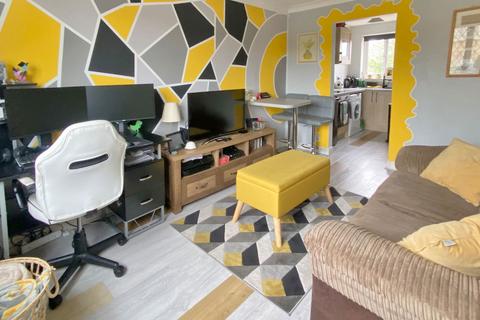 undefined, Sebastian Mews, Grantham NG31