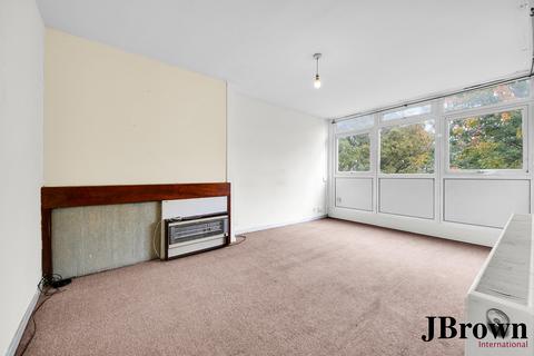 3 bedroom flat for sale, Brockmer House, Crowder Street, London, E1