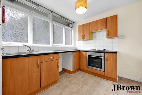3 bedroom flat for sale, Brockmer House, Crowder Street, London, E1
