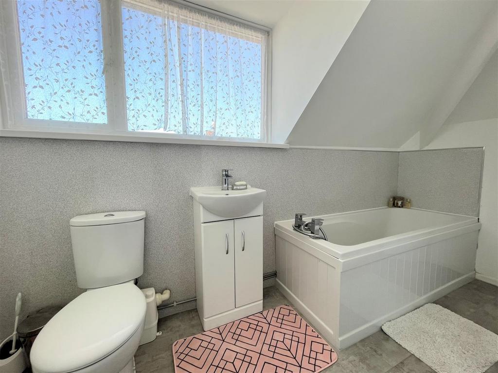 Ensuite Bathroom