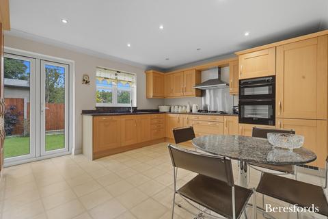 undefined, Summerdale, Billericay, CM12