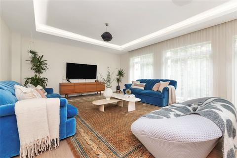 37 Northrop Road, Trumpington, Cambridge, CB2 9DD