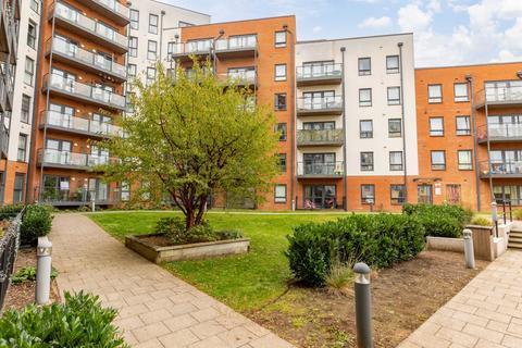2 bedroom flat for sale, Ifield Road, Crawley RH11