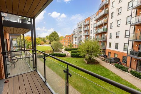 2 bedroom flat for sale, Ifield Road, Crawley RH11