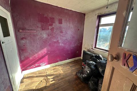 68 Southcote Avenue, Feltham, TW13 4EG