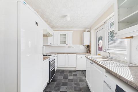 2 bedroom semi-detached bungalow for sale, Oak Drive, Newport