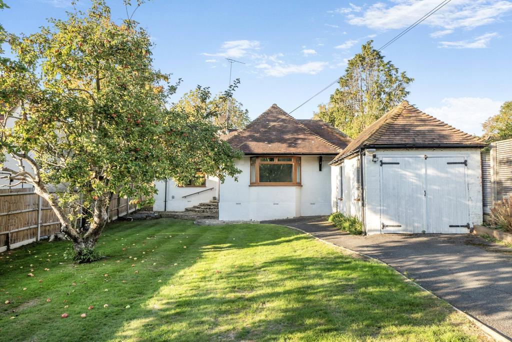Front/Garage