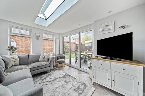 3 Cumberland Drive, Exeter, EX2 7RF