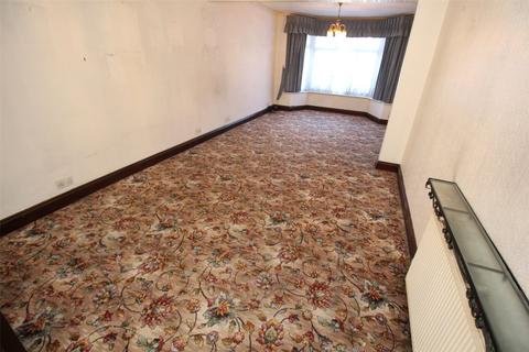 3 bedroom semi-detached house for sale, Wemborough Road, Middlesex HA7