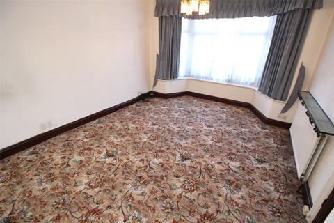 3 bedroom semi-detached house for sale, Wemborough Road, Middlesex HA7