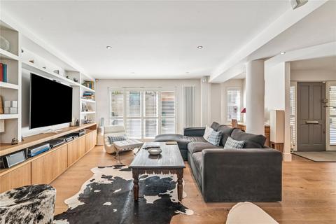 3 bedroom terraced house for sale, Bromells Road, SW4
