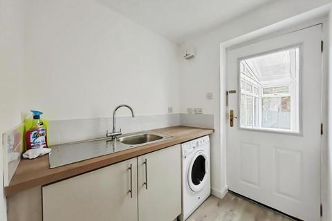undefined, Elm Park, Reading, RG30 2HX