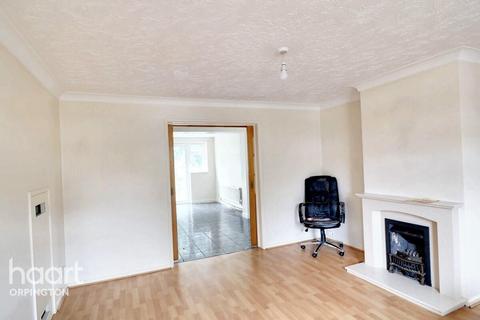 4 bedroom detached house for sale, Paddocks Close, Orpington