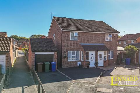 3 bedroom semi-detached house for sale, Wingfield, Grays RM17